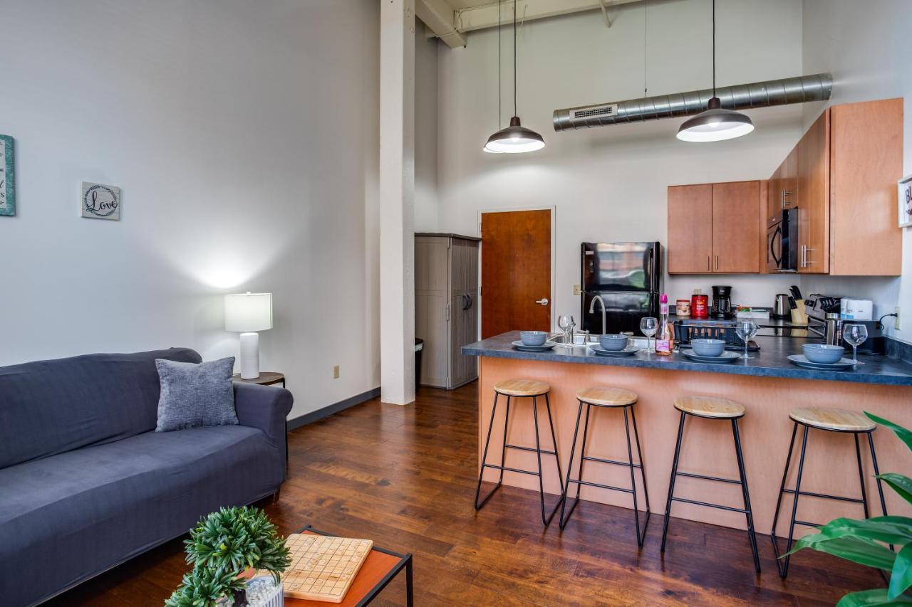 Ny Style Centric Loft With King Bed By Park Ave Apartment Rochester Ngoại thất bức ảnh