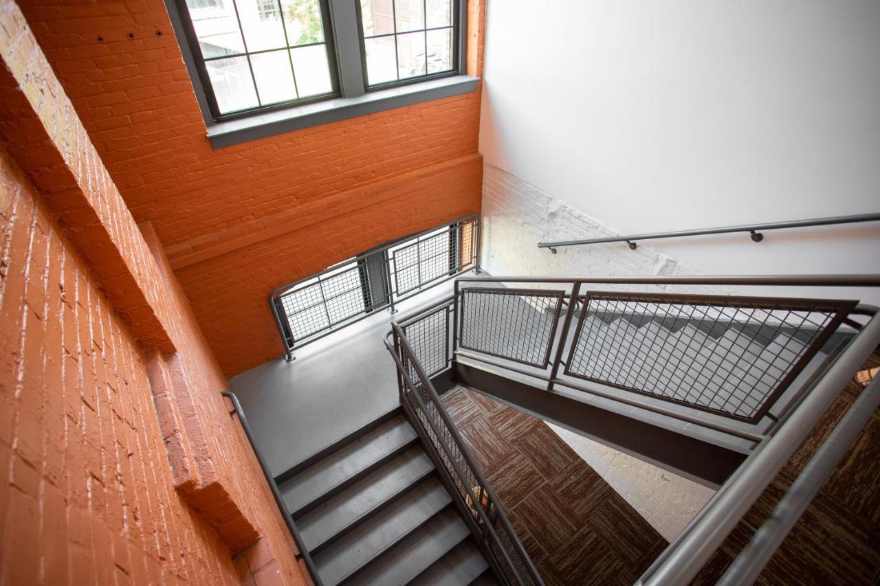 Ny Style Centric Loft With King Bed By Park Ave Apartment Rochester Ngoại thất bức ảnh