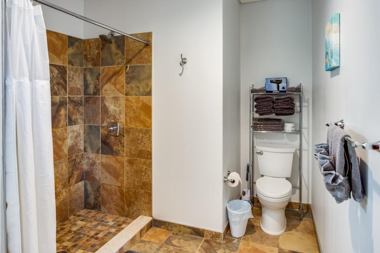 Ny Style Centric Loft With King Bed By Park Ave Apartment Rochester Ngoại thất bức ảnh